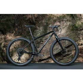 BOMBTRACK BEYOND+ ADV Mat Zwart