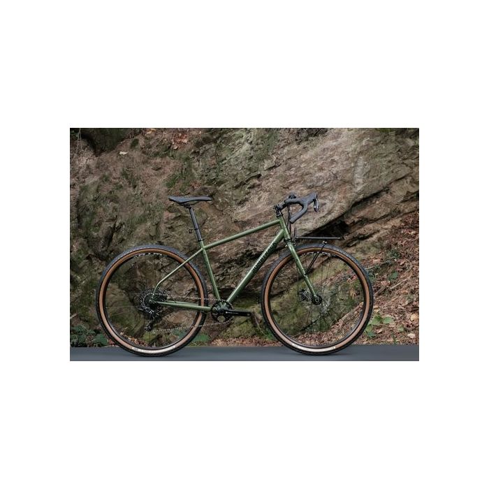 BOMBTRACK BEYOND 2 Bike Metallic Groen